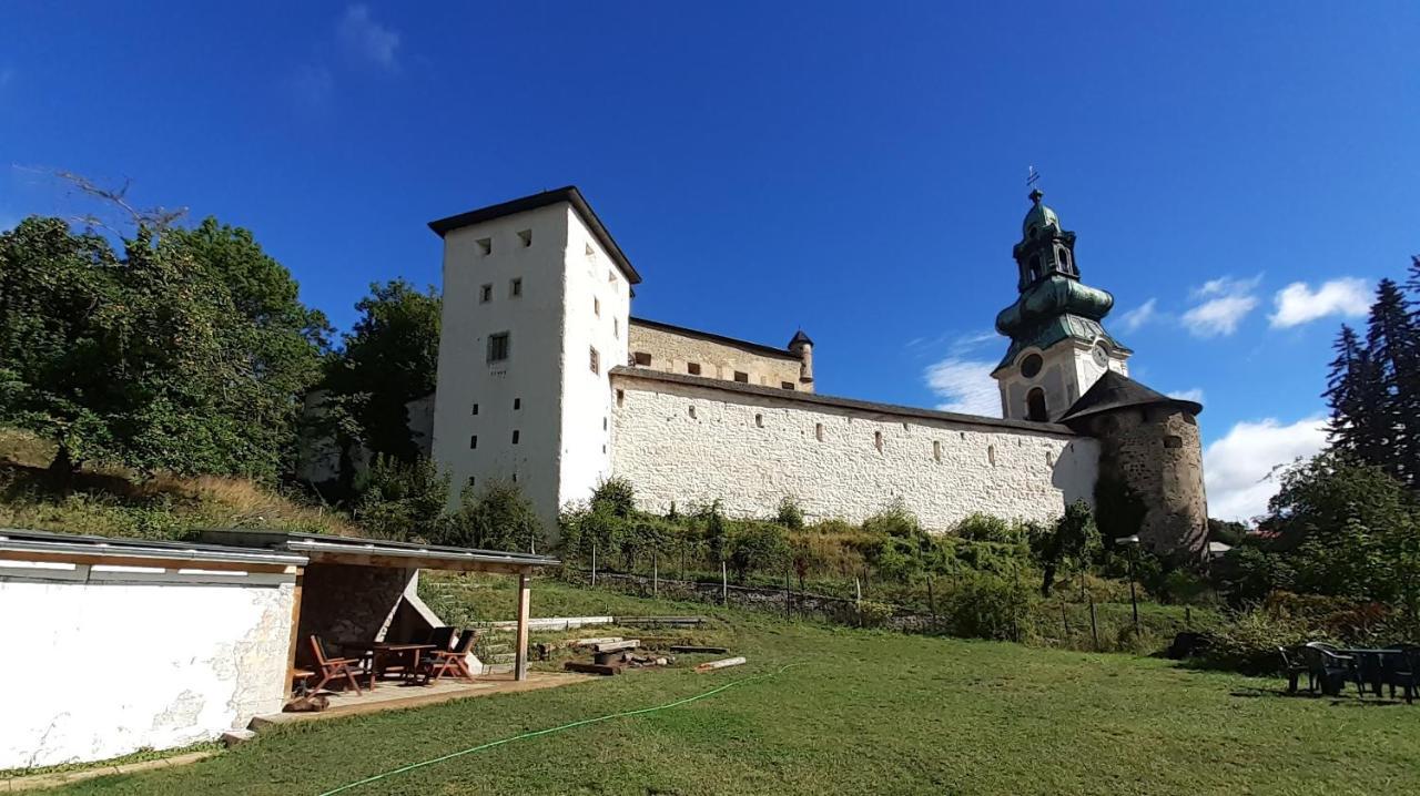 Hostel Skautsky Dom Banska Stiavnica Bagian luar foto