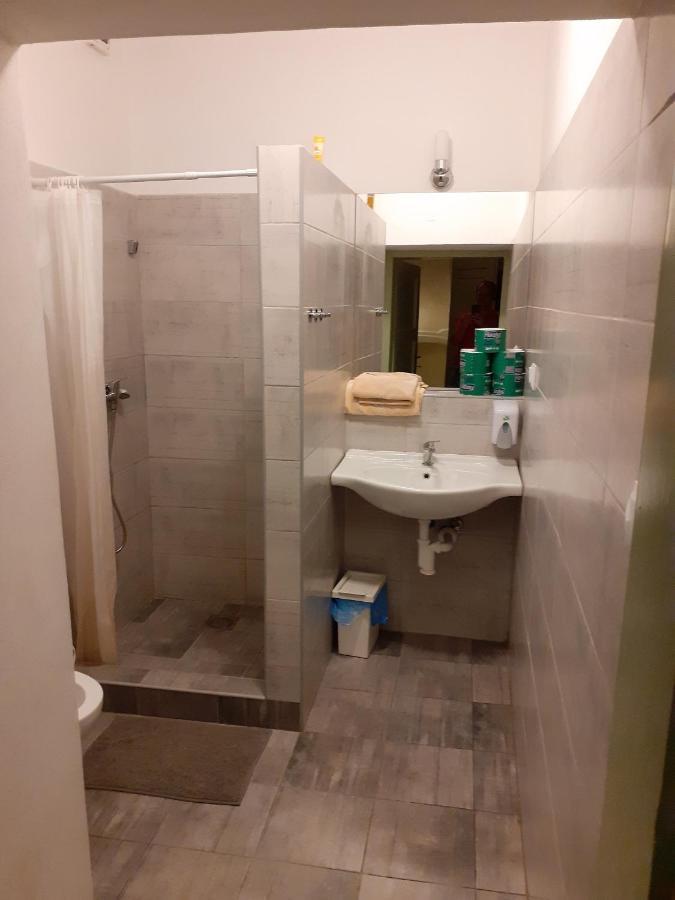 Hostel Skautsky Dom Banska Stiavnica Bagian luar foto