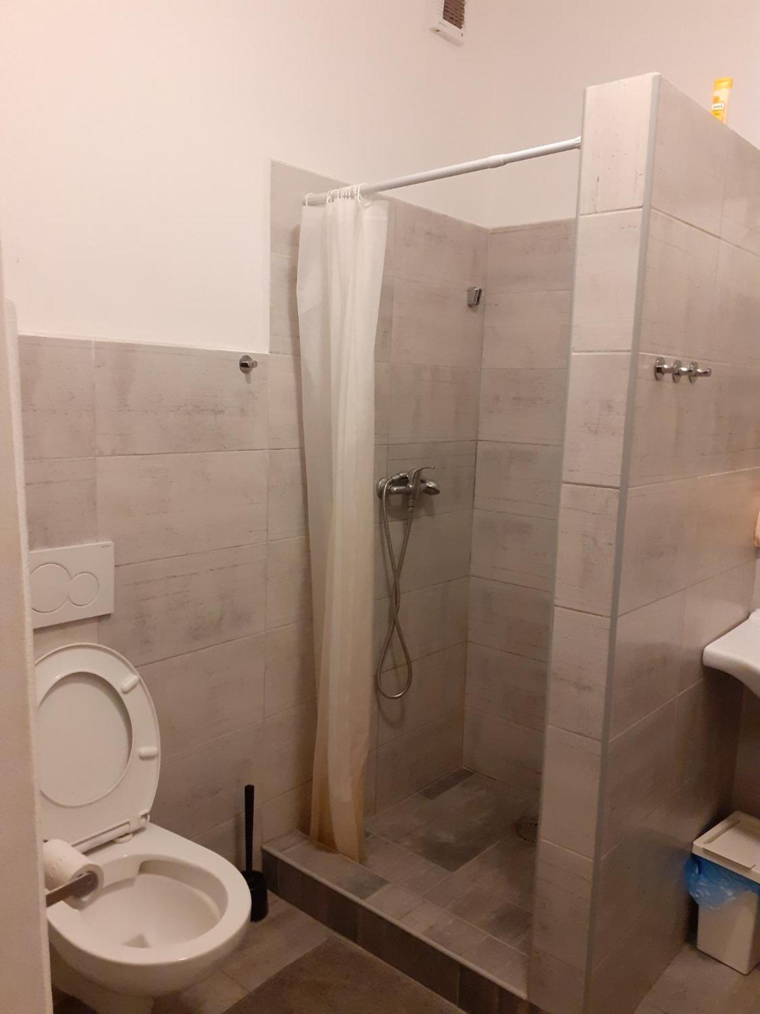 Hostel Skautsky Dom Banska Stiavnica Bagian luar foto
