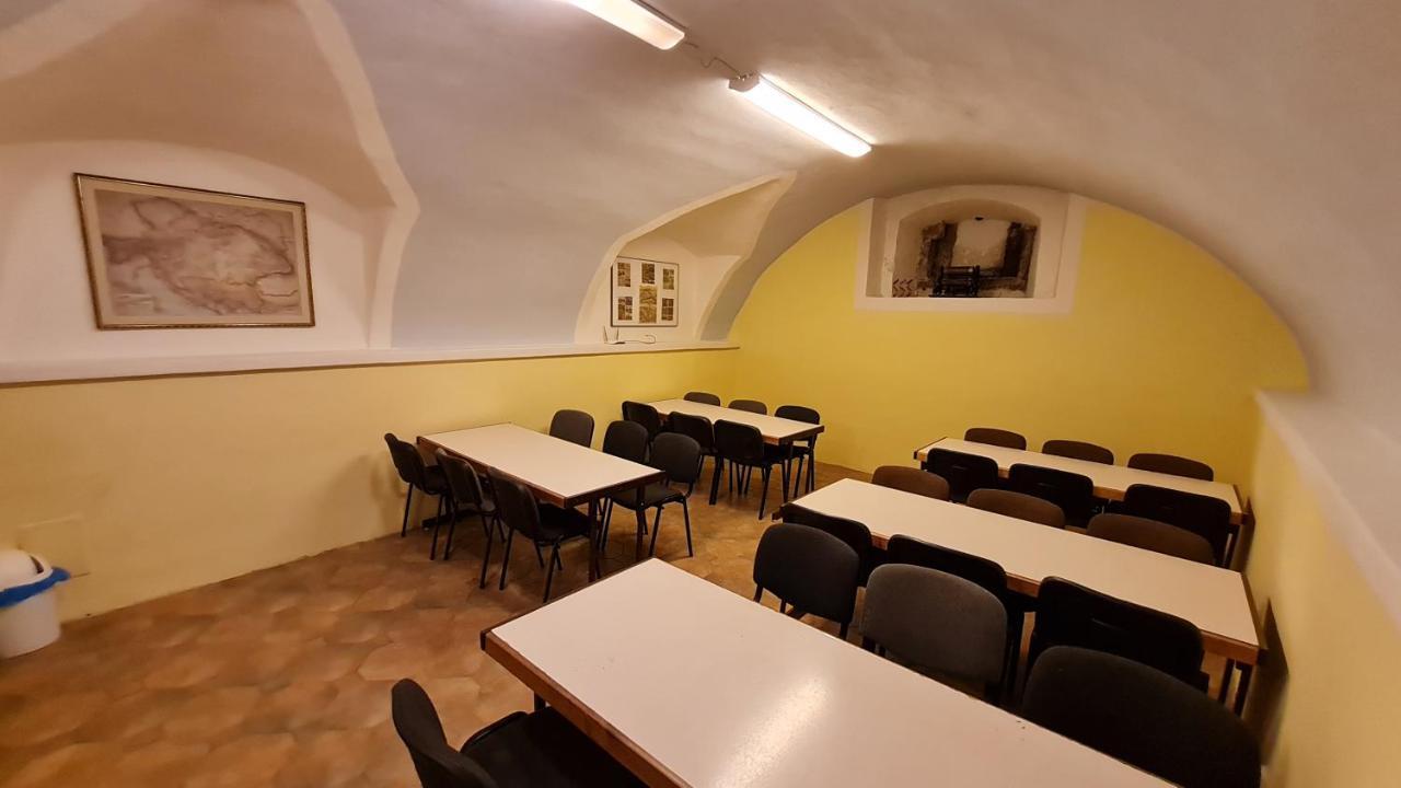 Hostel Skautsky Dom Banska Stiavnica Bagian luar foto