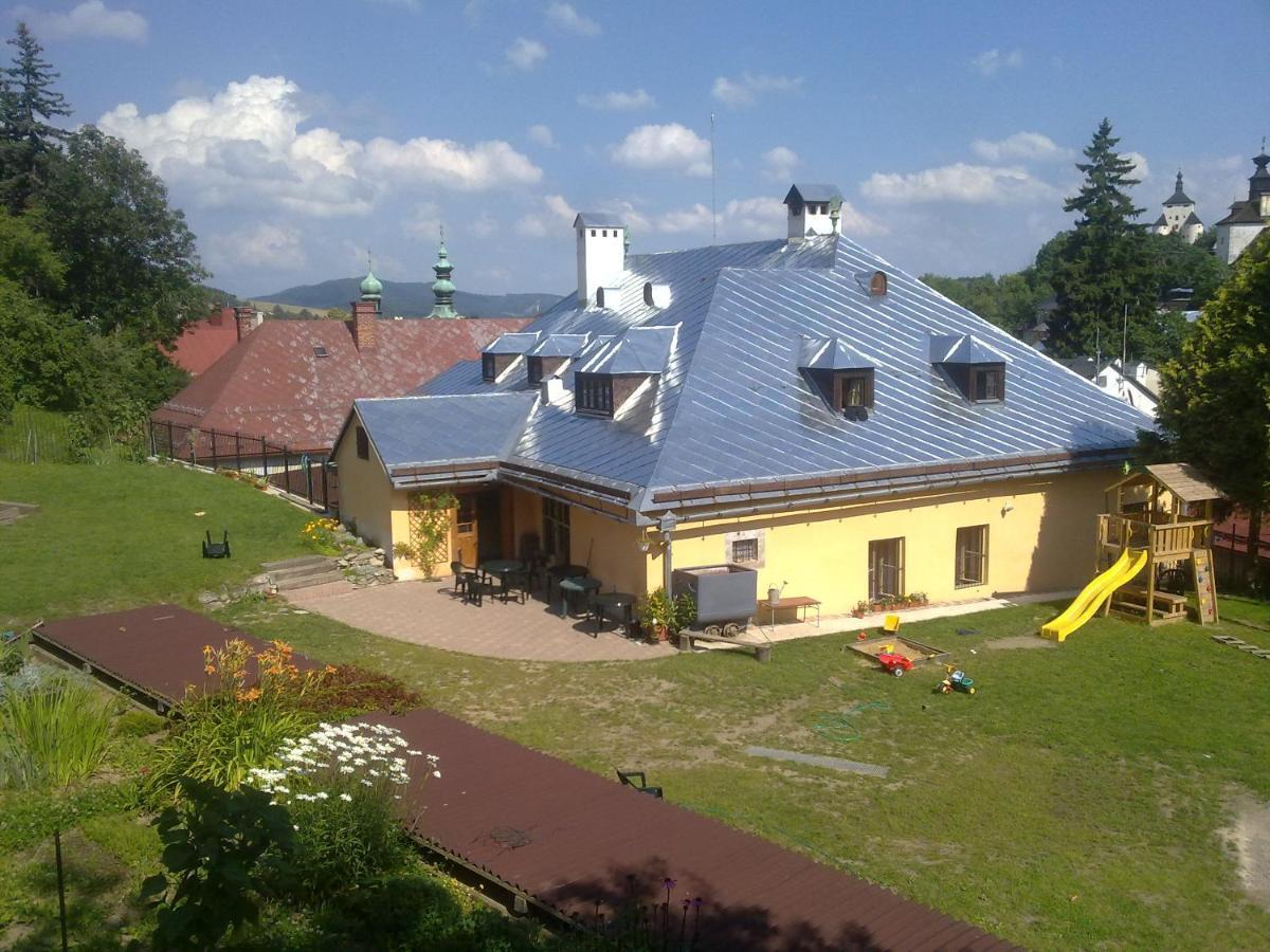 Hostel Skautsky Dom Banska Stiavnica Bagian luar foto
