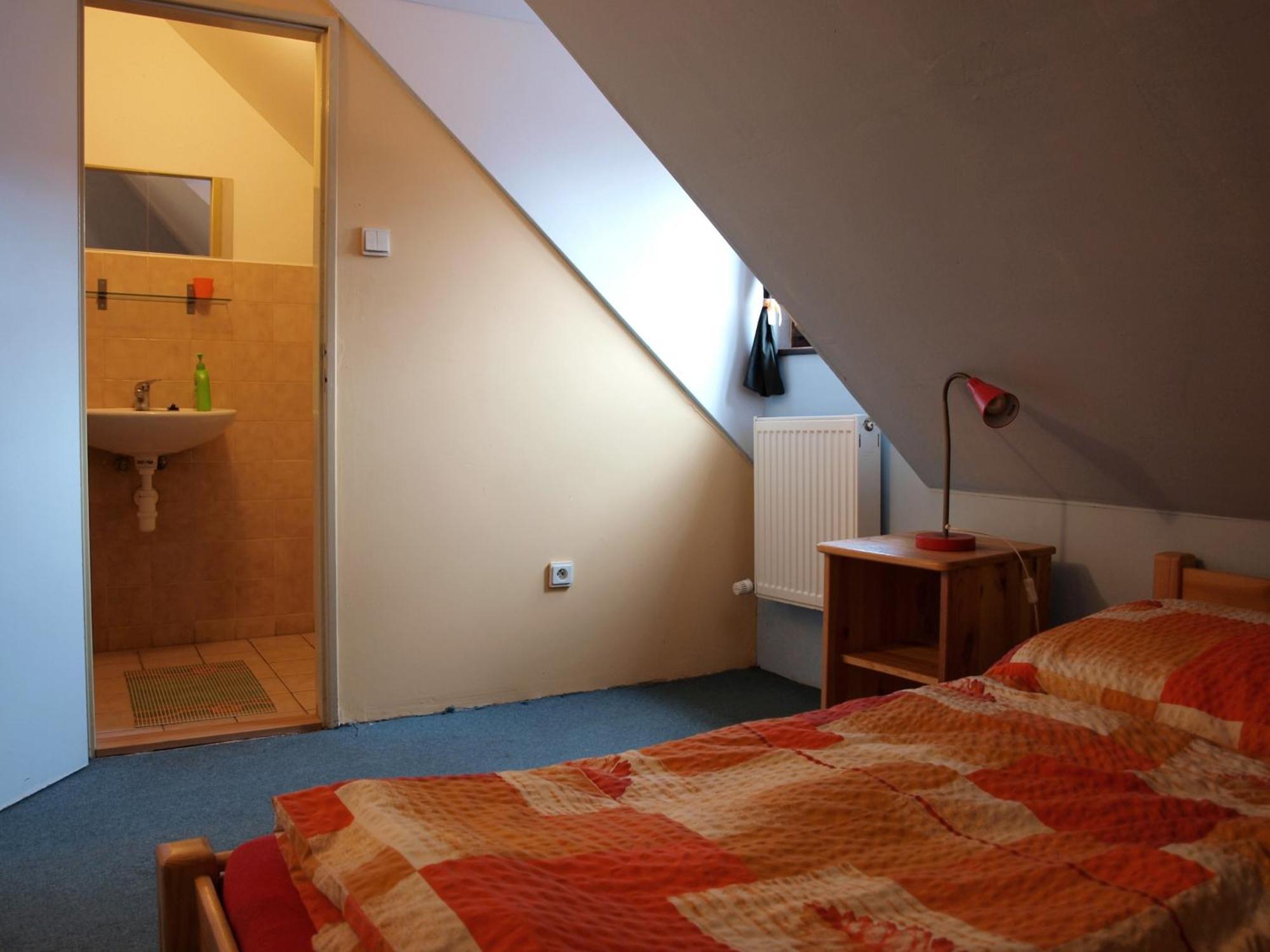 Hostel Skautsky Dom Banska Stiavnica Bagian luar foto