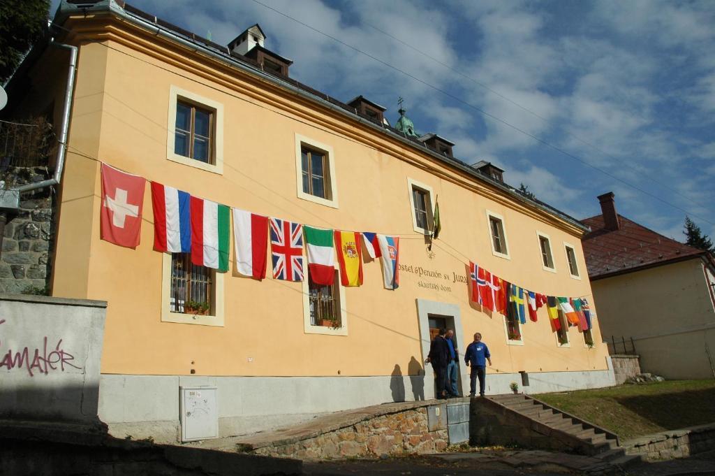 Hostel Skautsky Dom Banska Stiavnica Bagian luar foto